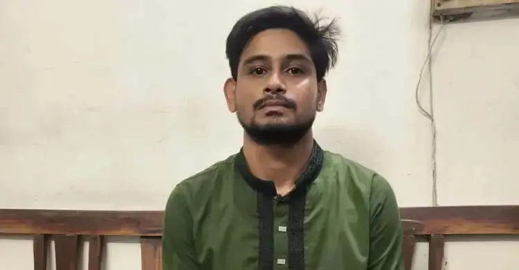ভারতীয় মাদকসহ রাবি ছাত্রদল নেতা আটক