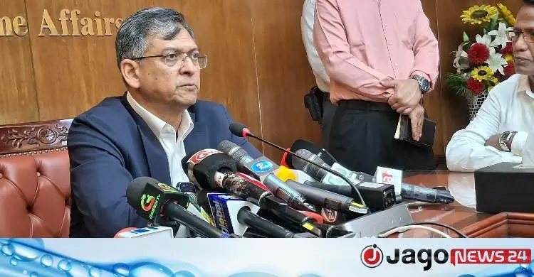 পোস্টমর্টেম না হলে সুবিধা পায় আসামিপক্ষ: আদ-দ্বীনে ৬ শিশুর মৃত্যু নিয়ে স্বরাষ্ট্রমন্ত্রী