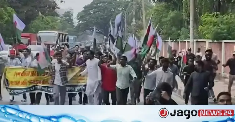 সীমানা নিয়ে দুই থানার ঠেলাঠেলি: যুবলীগের দেড় মিনিটের ‘ঝটিকা’ মিছিল