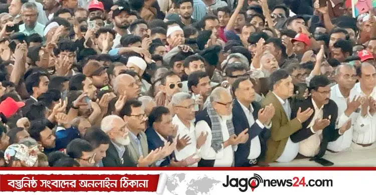 কারামুক্ত লুৎফুজ্জামান বাবর জিয়াউর রহমানের সমাধিতে শ্রদ্ধা জানান