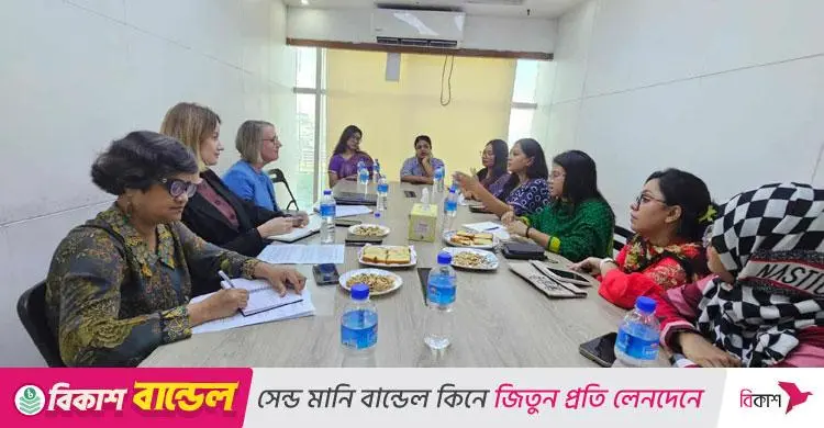 ব্রিটিশ হাইকমিশনার সারা কুকের সঙ্গে এনসিপির নারী নেত্রীদের বৈঠক