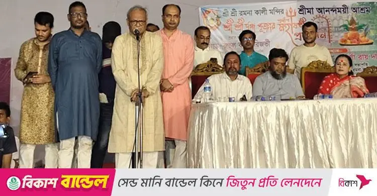 একটি ইসলামী দলের ভারসাম্য হারানোর অভিযোগ রিজভীর: দুর্গাপূজা পরিদর্শনকালে মন্তব্য