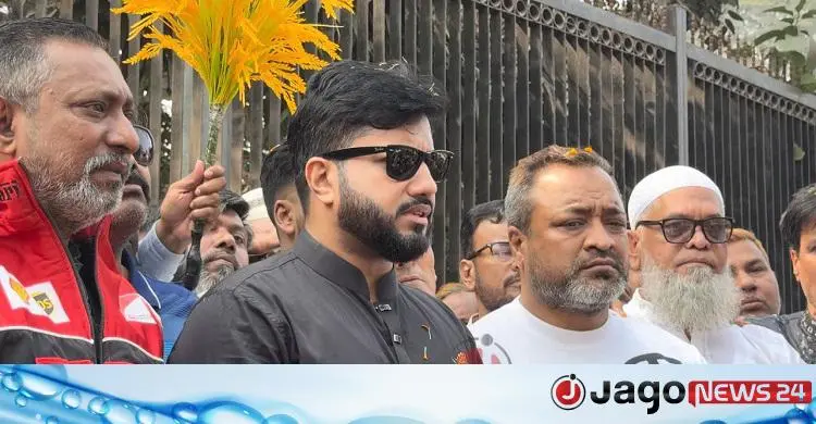 ধর্মের লেবাসধারী চাঁদাবাজদের রাজত্ব বাংলাদেশে চলবে না: ইশরাক হোসেন