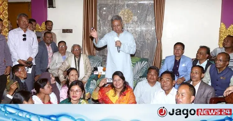 ধর্ম নয়, মানুষই তৈরি করে বিভাজন: আমীর খসরু