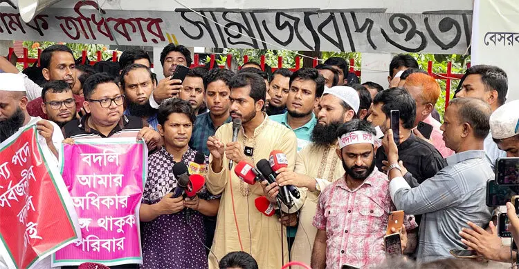 শিক্ষকদের বেতন ন্যূনতম ৩০ হাজার টাকা করার দাবি জানালেন নুর